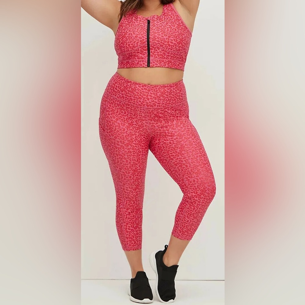 TORRID Pink Leopard Active Set